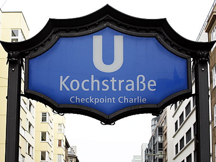 U-Bahn Checkpoint Charlie